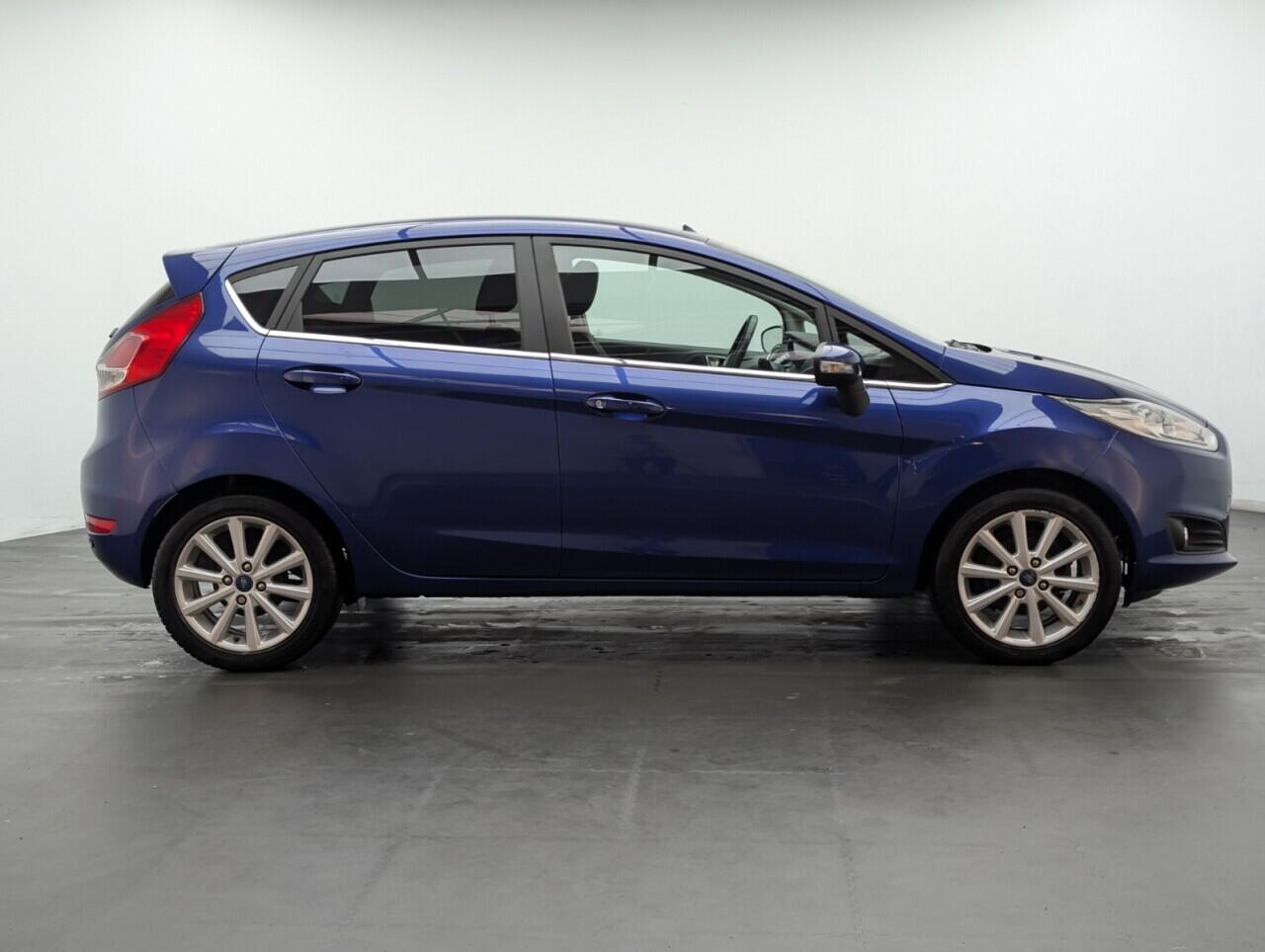 Used Ford Fiesta 2015 for sale - 76424483: Photo 9