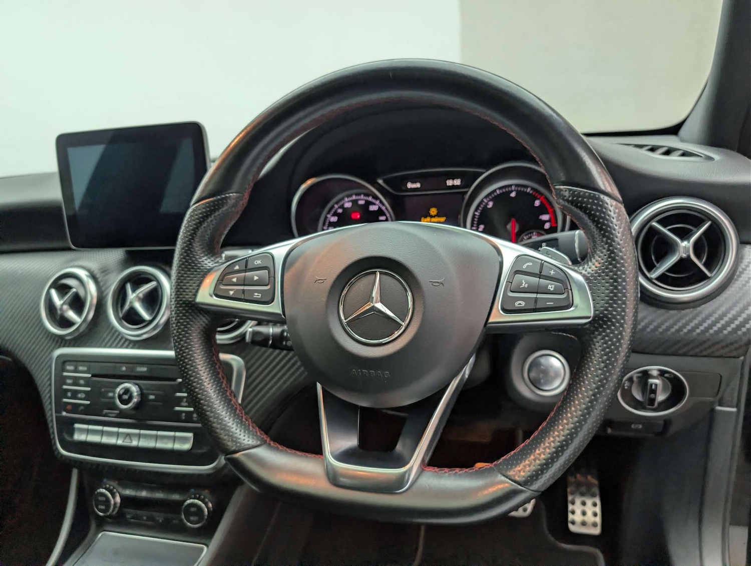 Used Mercedes-Benz A-Class 2018 for sale - 77980246: Photo 26