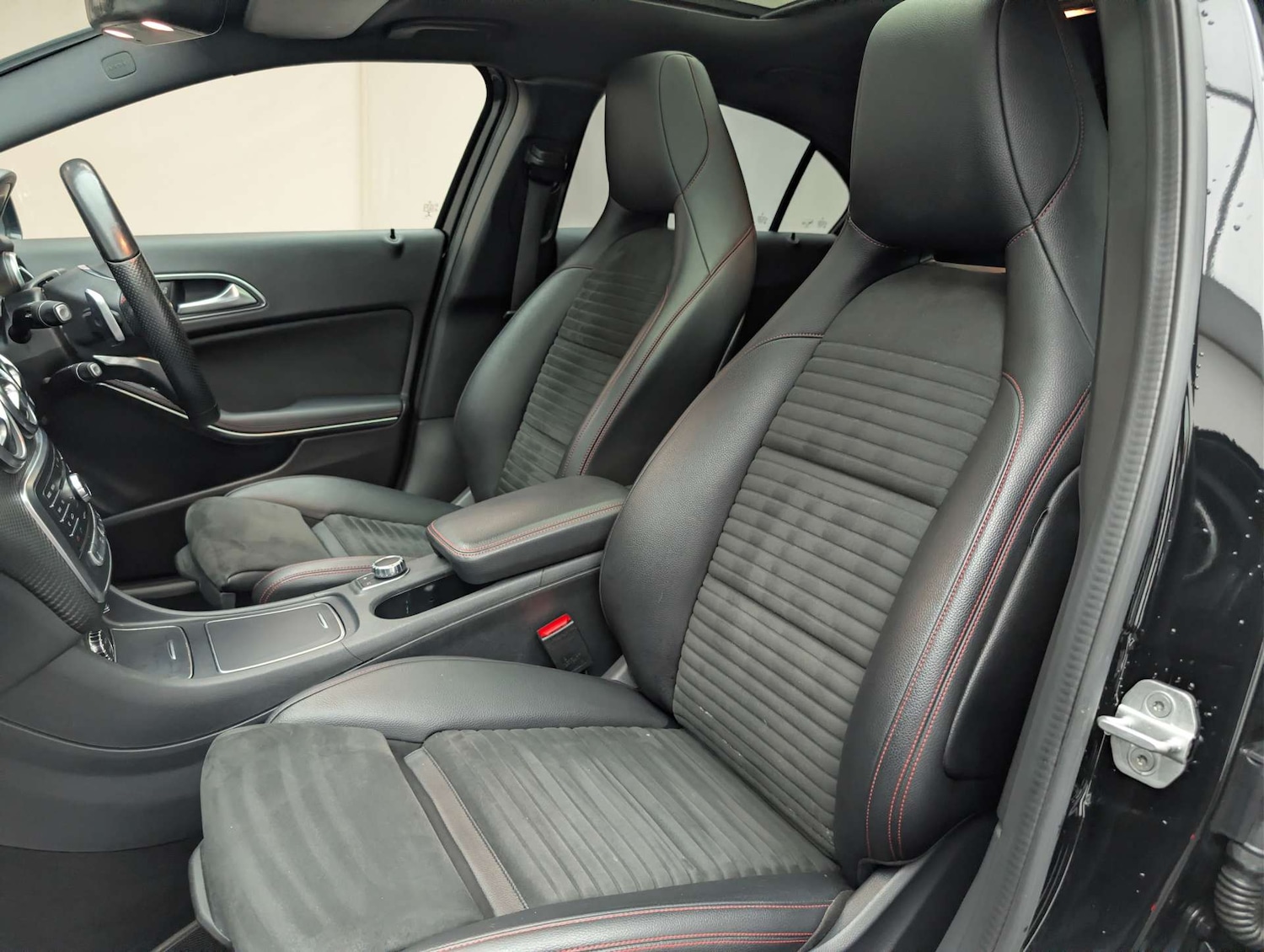 Used Mercedes-Benz A-Class 2018 for sale - 77980246: Photo 27