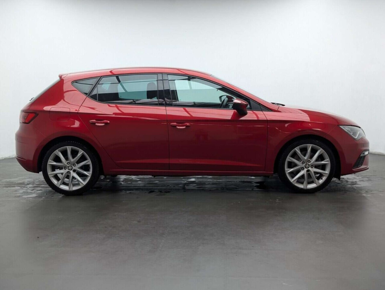 Used SEAT Leon 2019 for sale - 77712992: Photo 9