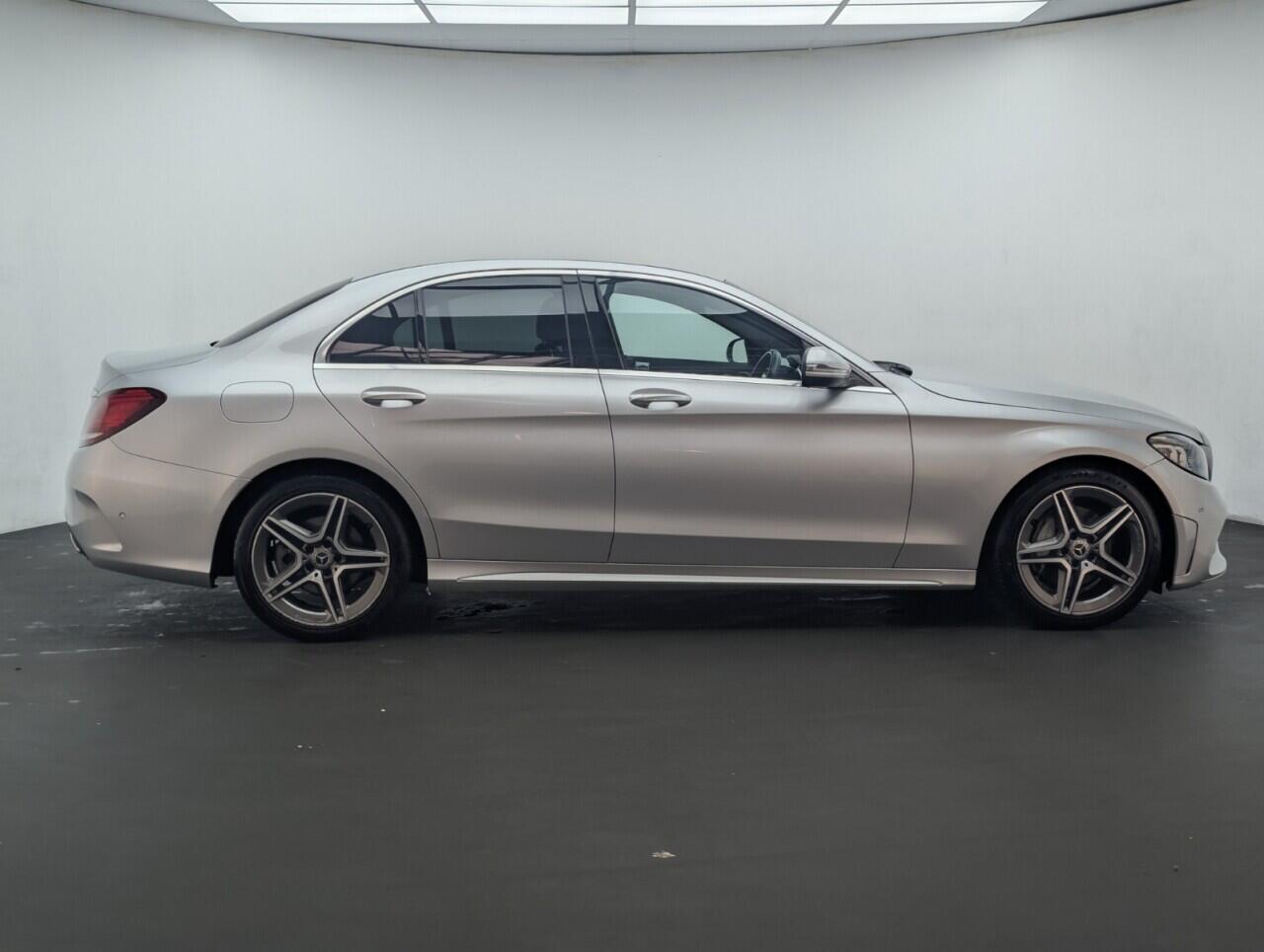 Used Mercedes-Benz C Class 2020 for sale - 76423293: Photo 9