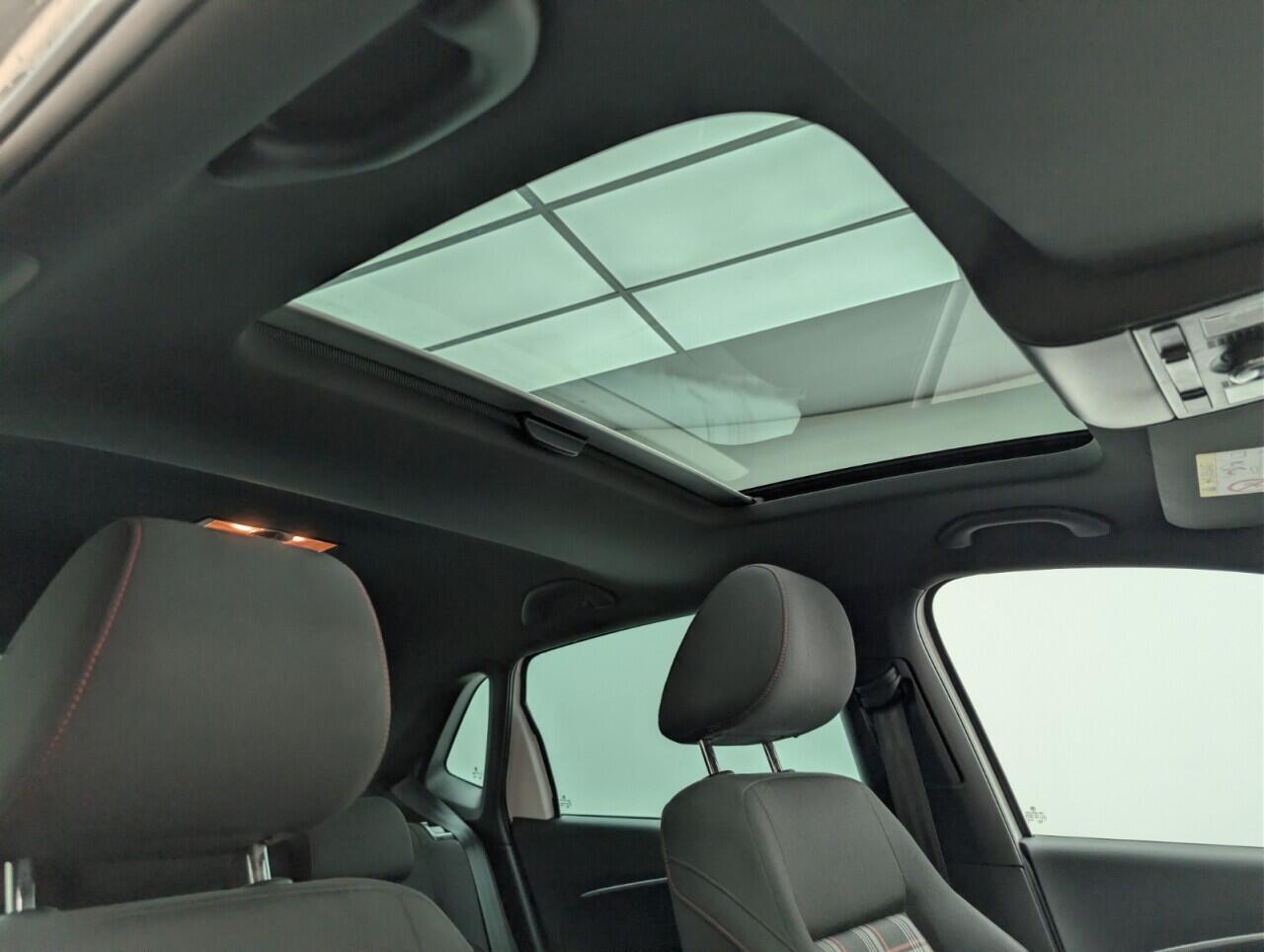 Used Volkswagen Polo 2016 for sale - 76742470: Photo 20