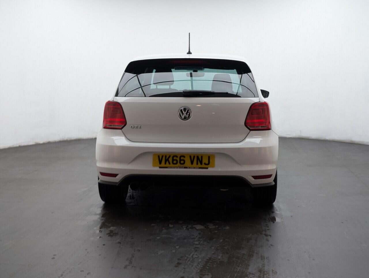 Used Volkswagen Polo 2016 for sale - 76742470: Photo 7