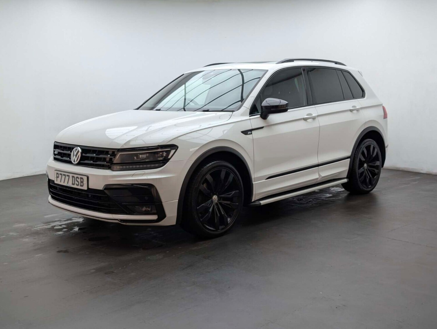 Used Volkswagen Tiguan 2017 for sale - 77766956: Photo 9