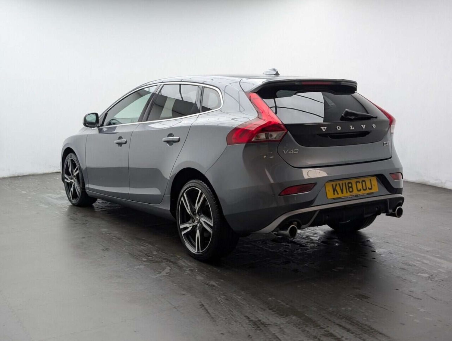 Used Volvo V40 2018 for sale - 77714541: Photo 17