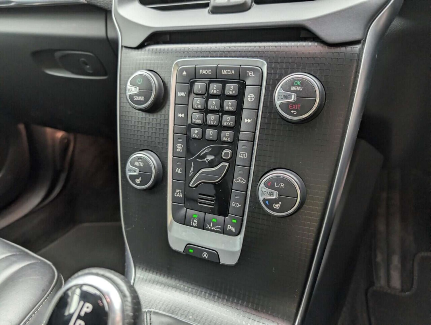 Used Volvo V40 2018 for sale - 77714541: Photo 26