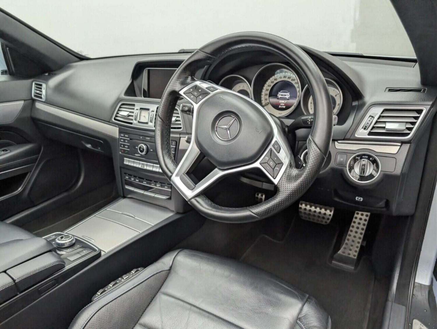 Used Mercedes-Benz E Class 2016 for sale - 77713414: Photo 11