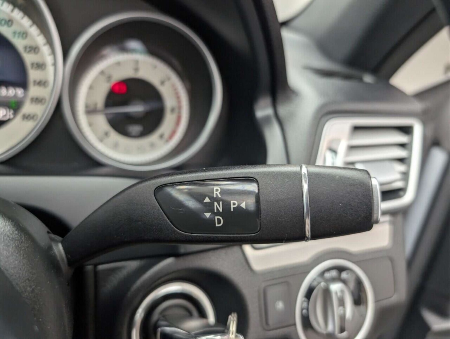 Used Mercedes-Benz E Class 2016 for sale - 77713414: Photo 16