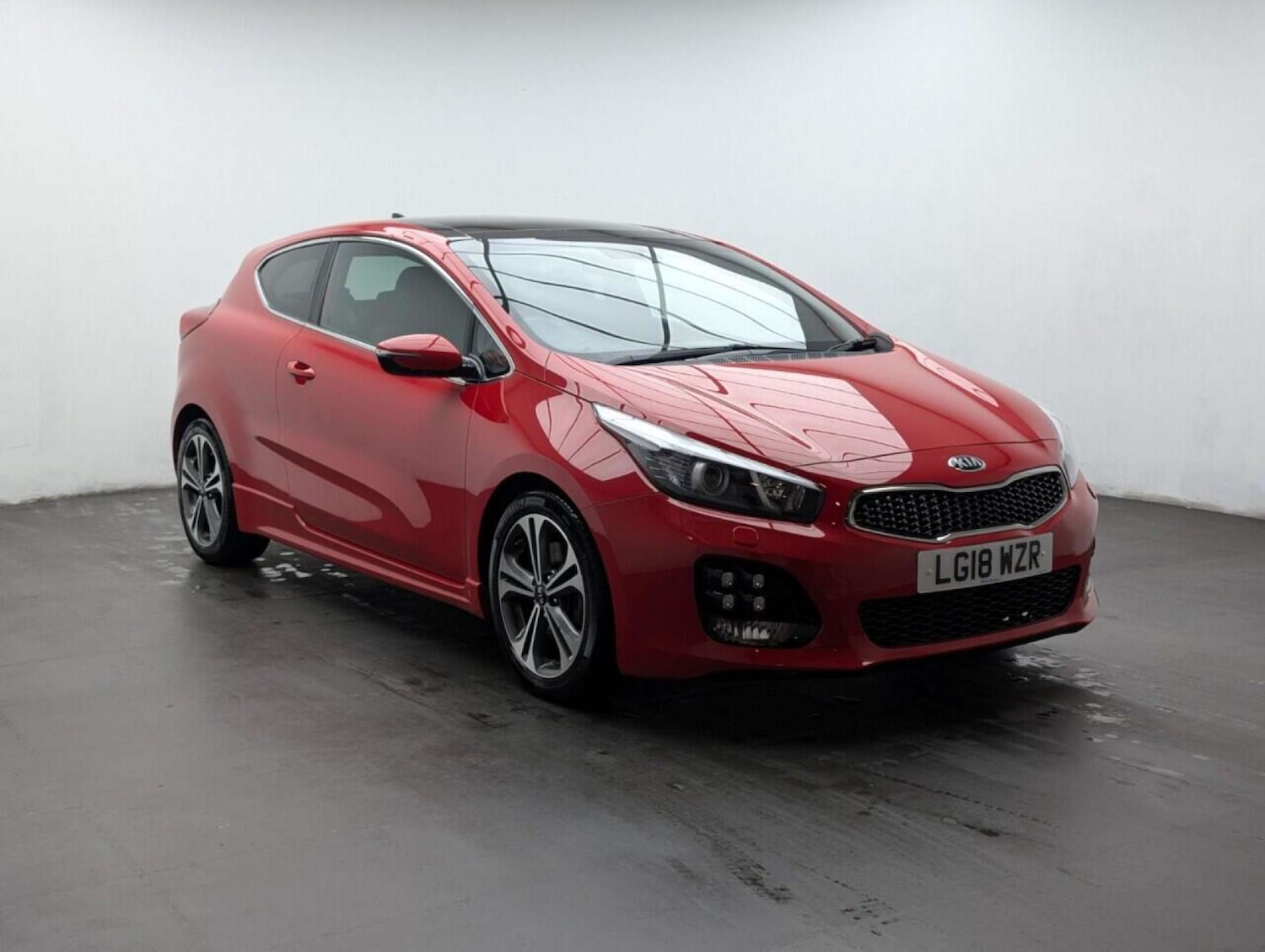 Used Kia Pro Ceed 2018 for sale - 77713150: Photo 2