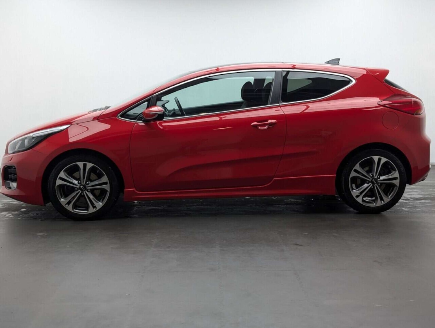 Used Kia Pro Ceed 2018 for sale - 77713150: Photo 5