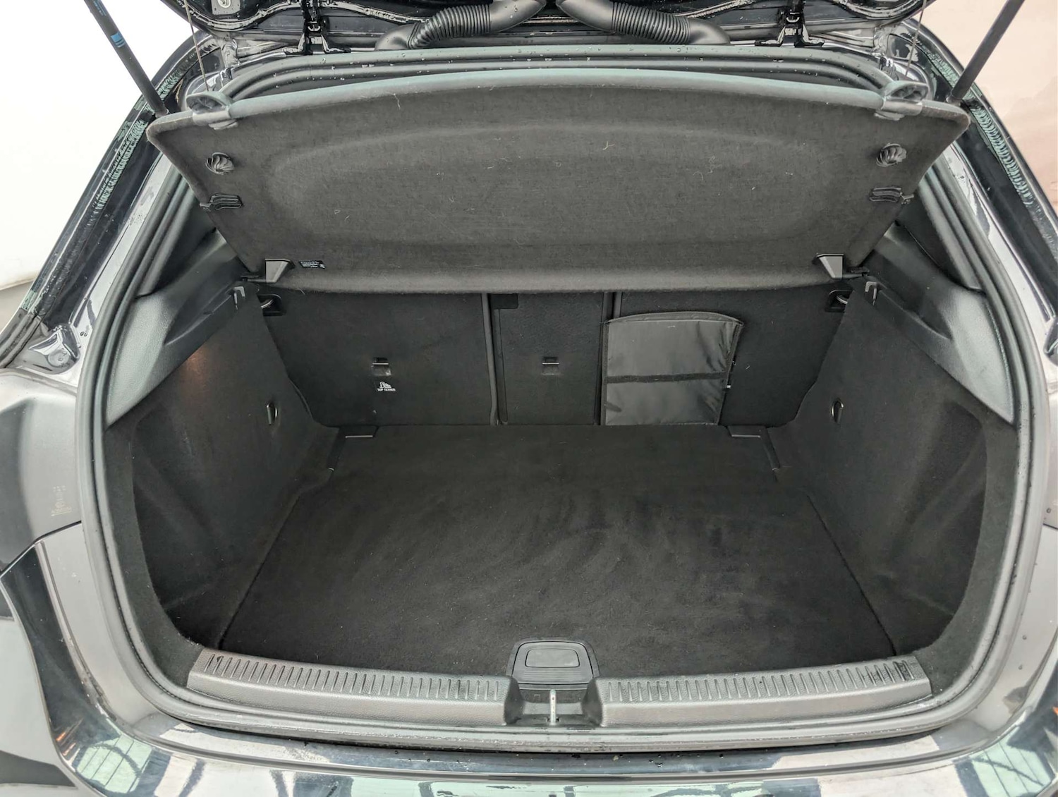 Used Mercedes-Benz A-Class 2019 for sale - 77880460: Photo 17