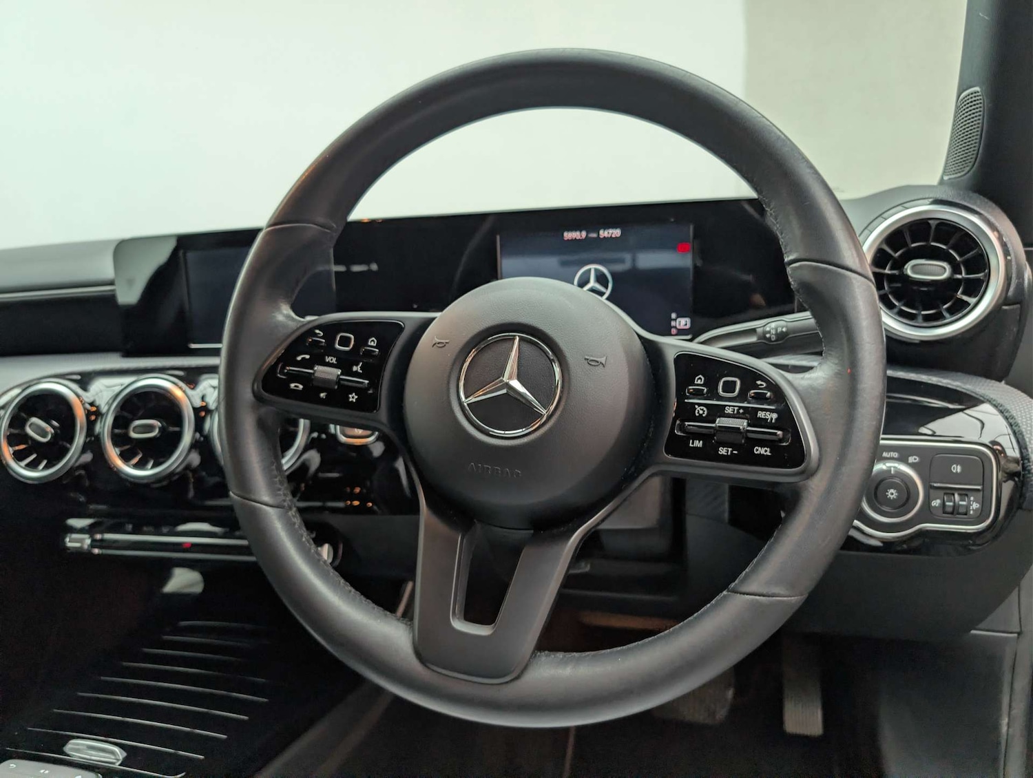 Used Mercedes-Benz A-Class 2019 for sale - 77880460: Photo 22