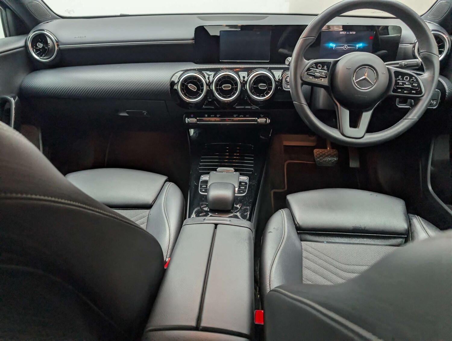 Used Mercedes-Benz A-Class 2019 for sale - 77880460: Photo 30