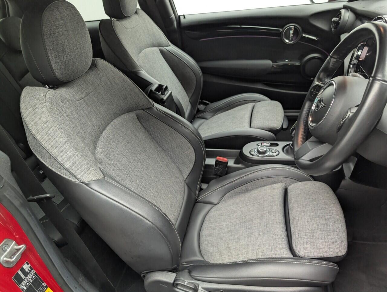 Used MINI Electric Hatch 2021 for sale - 76423043: Photo 12