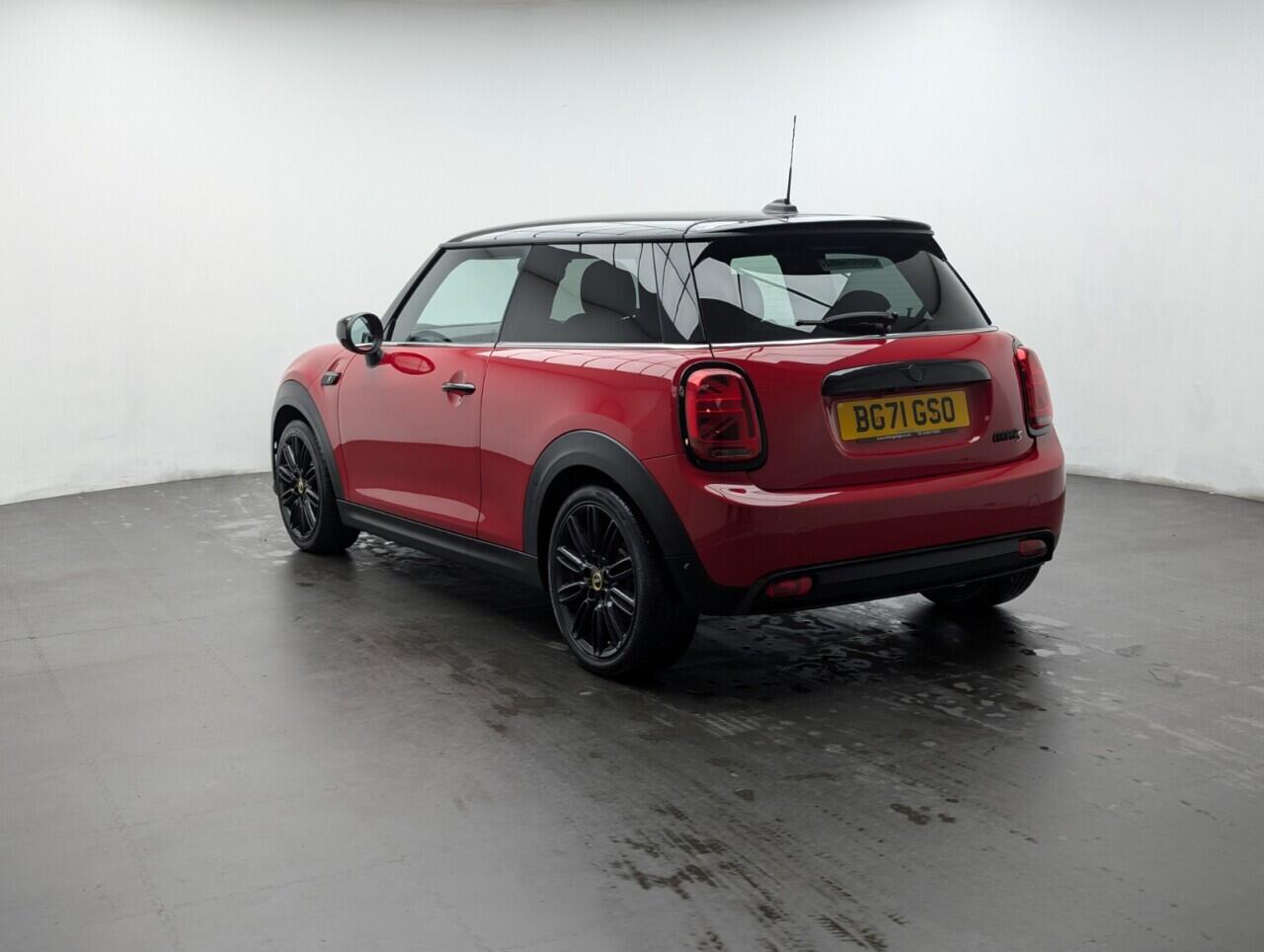 Used MINI Electric Hatch 2021 for sale - 76423043: Photo 6