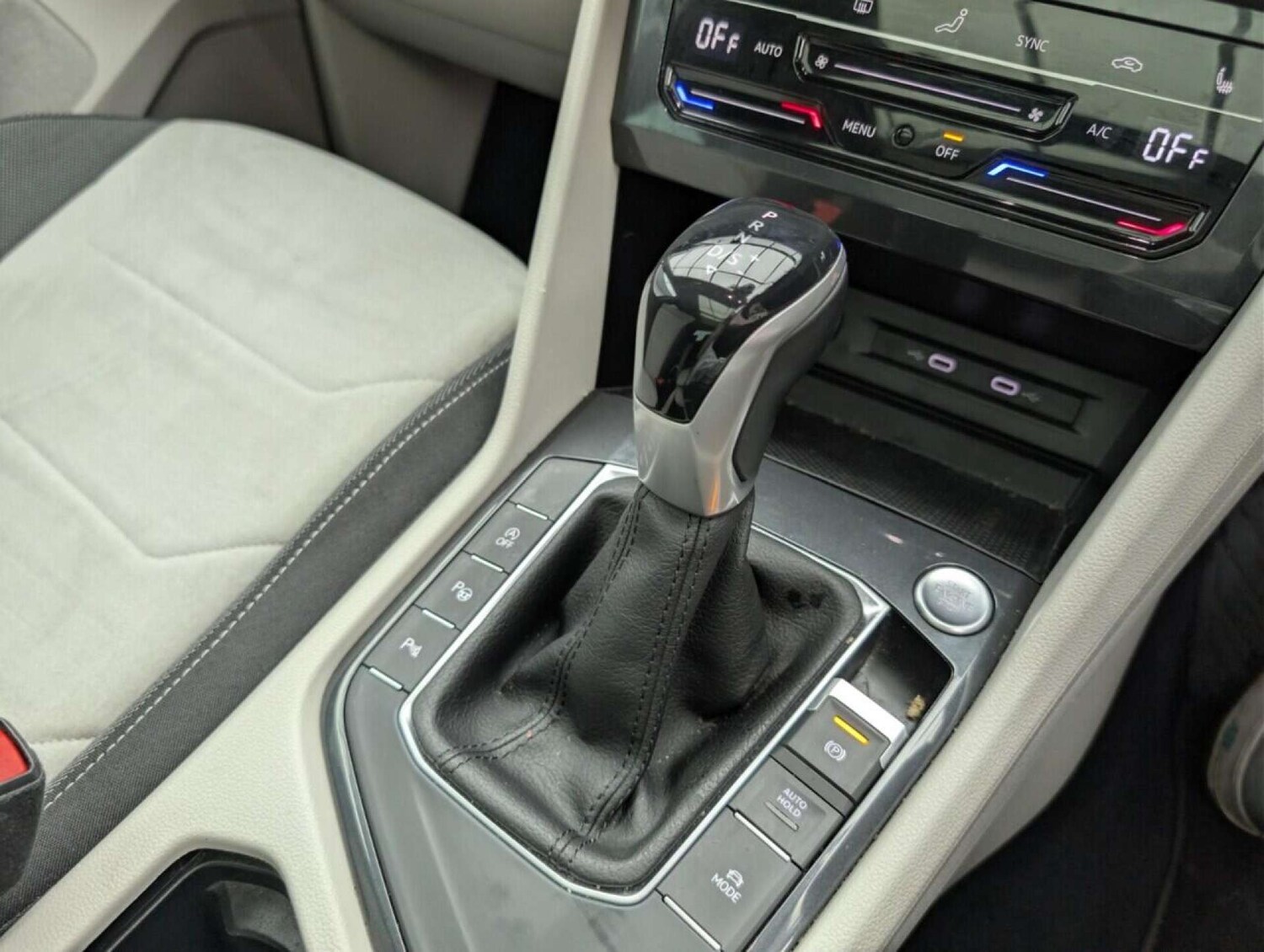 Used Volkswagen Tiguan 2022 for sale - 77714514: Photo 16