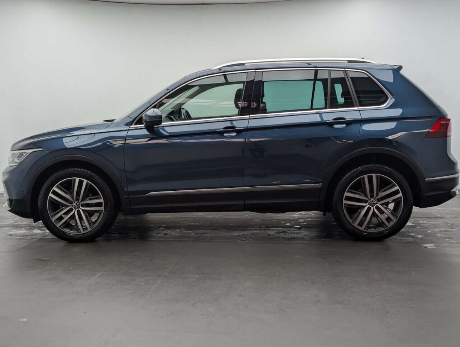 Used Volkswagen Tiguan 2022 for sale - 77714514: Photo 5