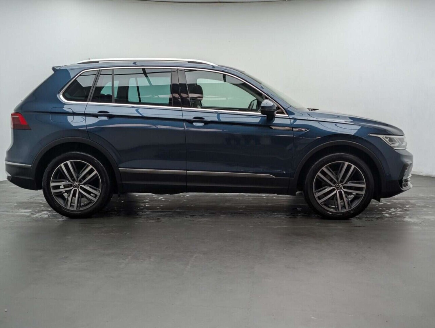 Used Volkswagen Tiguan 2022 for sale - 77714514: Photo 9