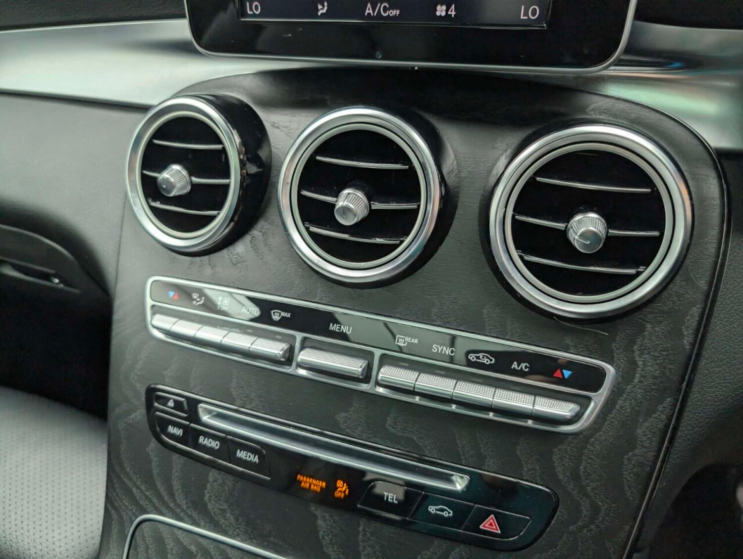 Used Mercedes-Benz GLC 2018 for sale - 77803663: Photo 15