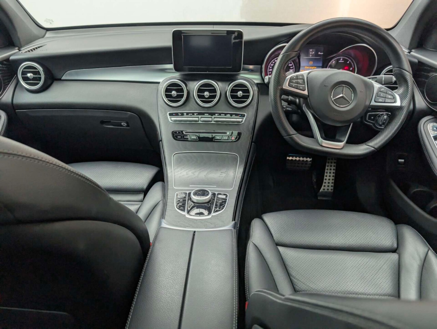 Used Mercedes-Benz GLC 2018 for sale - 77803663: Photo 25