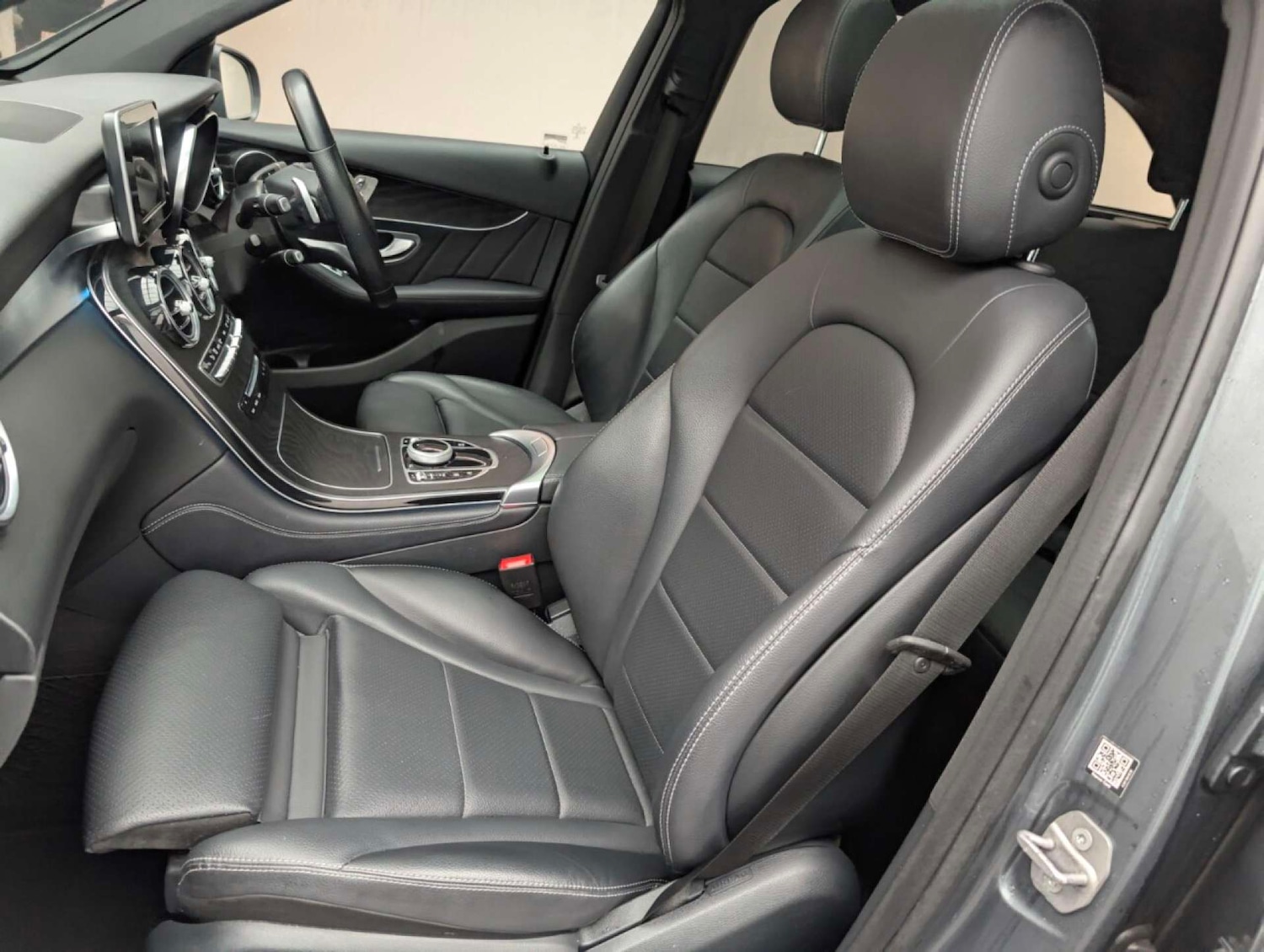 Used Mercedes-Benz GLC 2018 for sale - 77803663: Photo 29