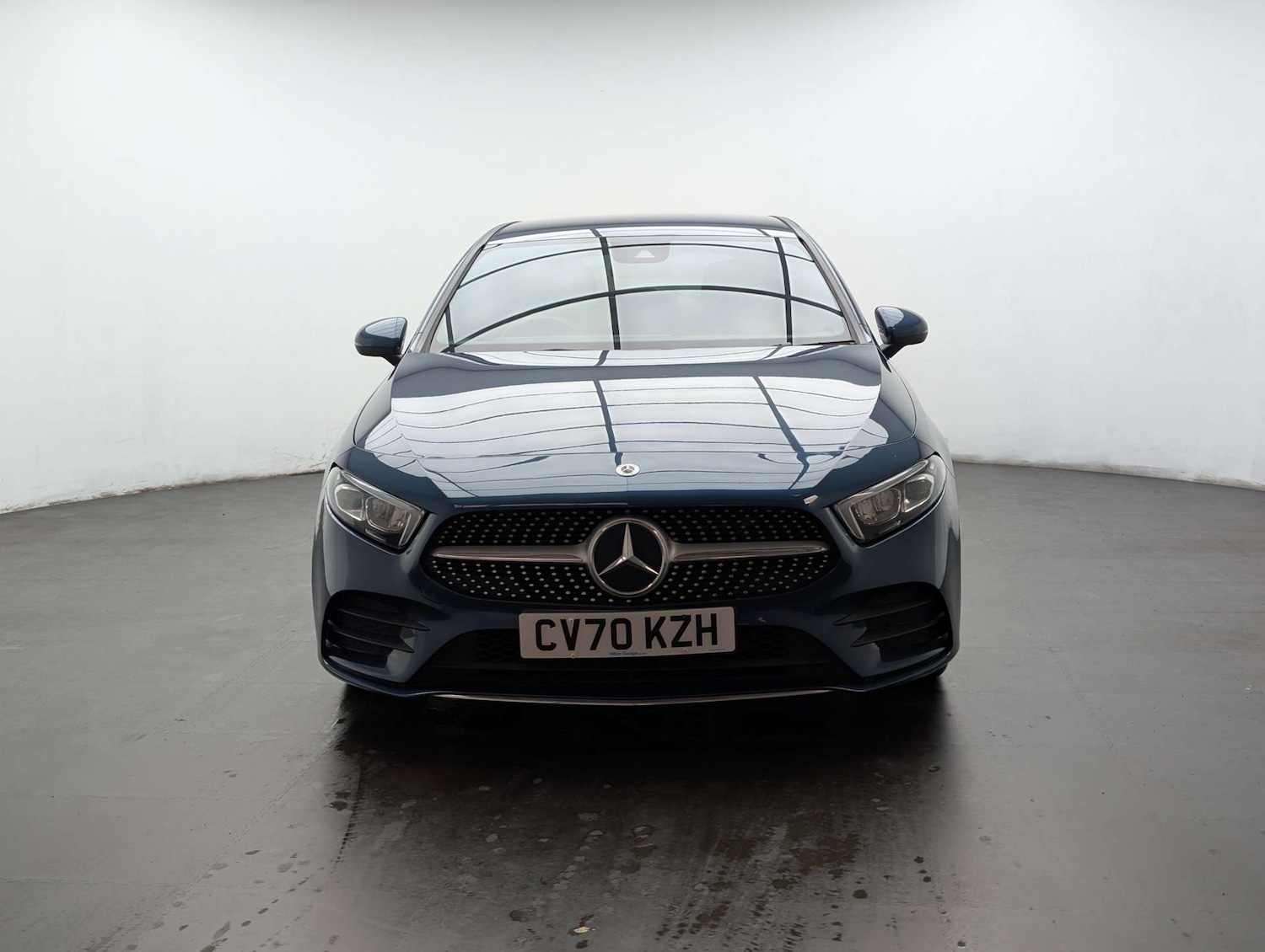 Used Mercedes-Benz A-Class 2020 for sale - 77766897: Photo 2