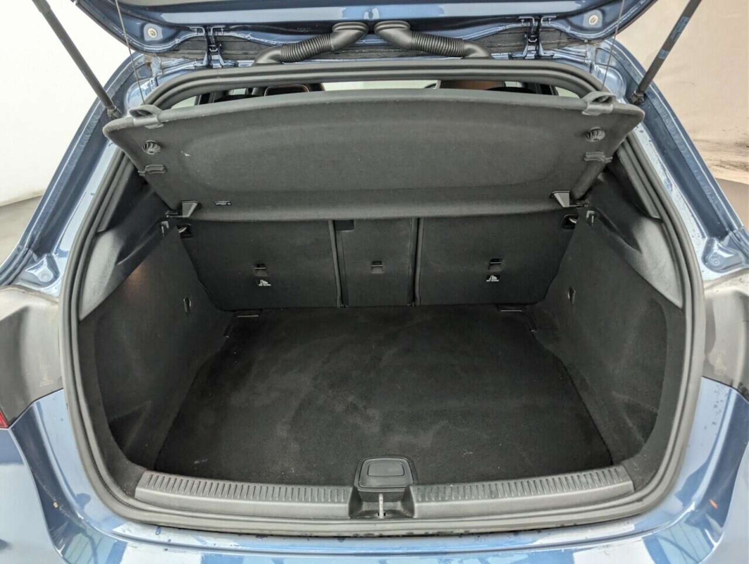 Used Mercedes-Benz A-Class 2020 for sale - 78131952: Photo 32