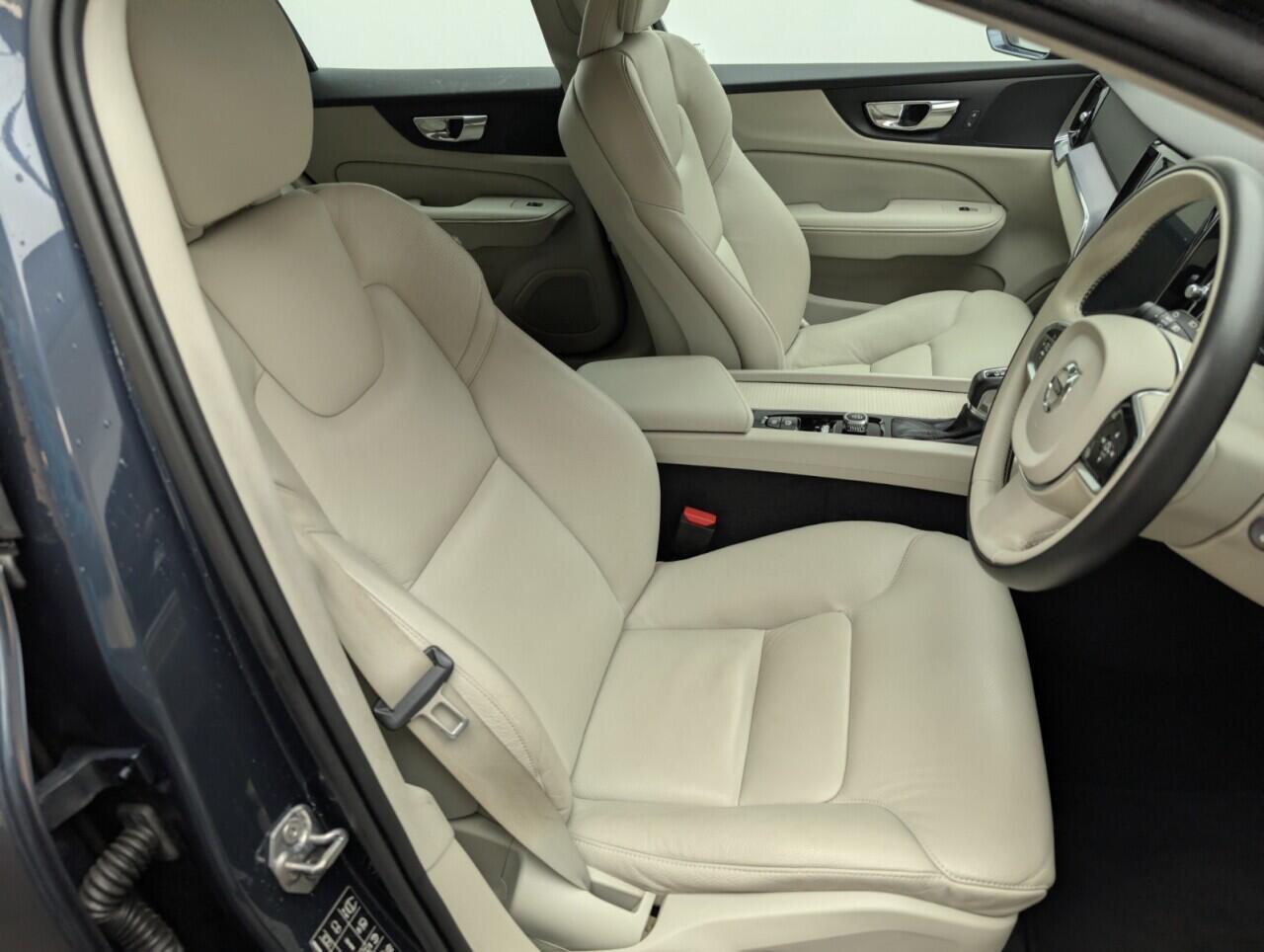 Used Volvo V60 2019 for sale - 76425313: Photo 12