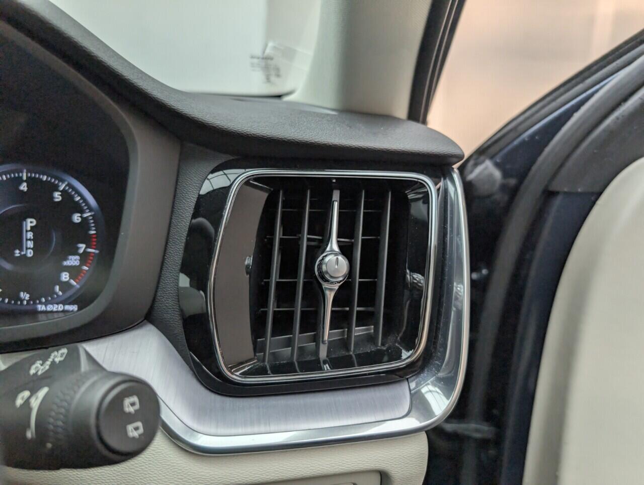 Used Volvo V60 2019 for sale - 76425313: Photo 20