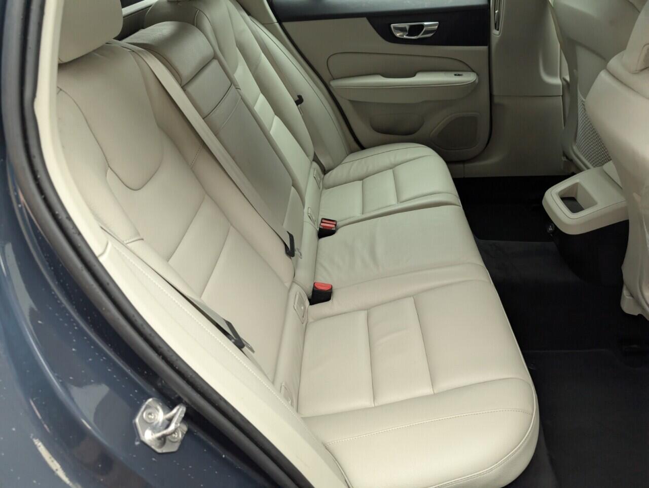 Used Volvo V60 2019 for sale - 76425313: Photo 25