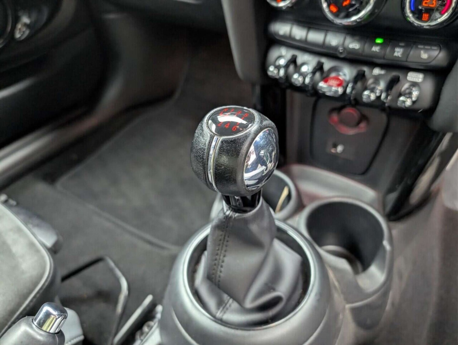 Used MINI Hatch 2022 for sale - 77714022: Photo 16