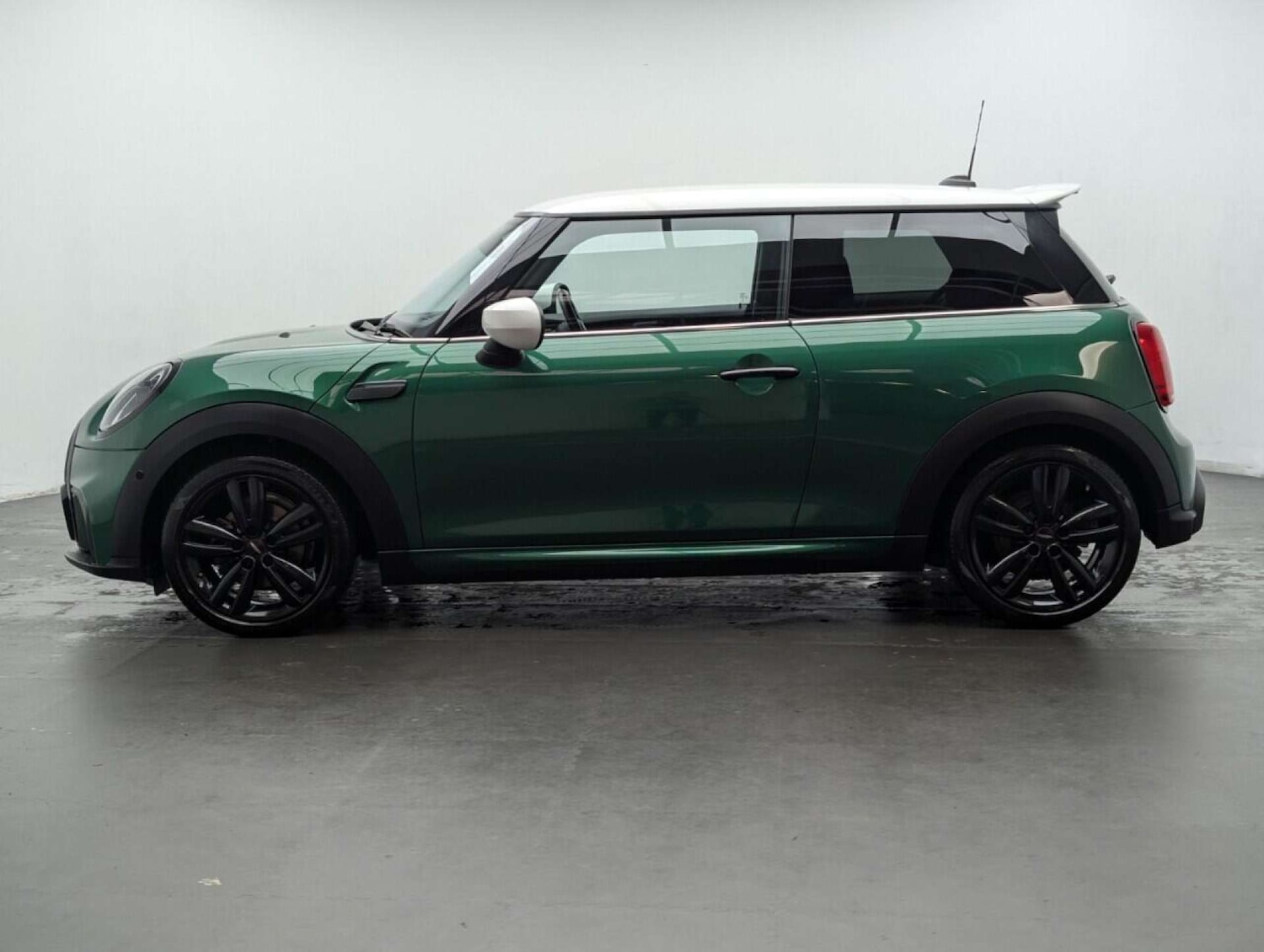 Used MINI Hatch 2022 for sale - 77714022: Photo 5