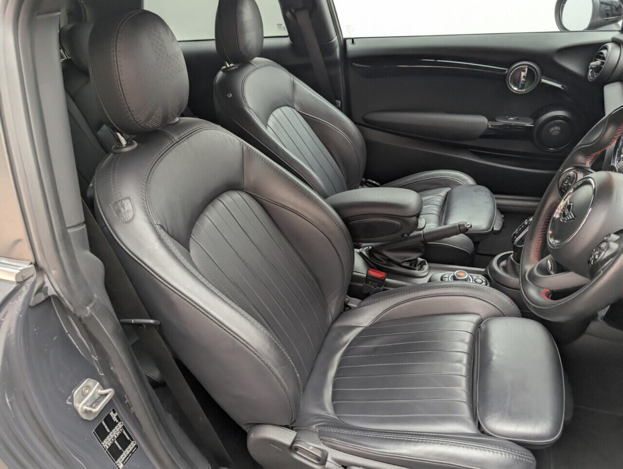 Used MINI Hatch 2020 for sale - 76423347: Photo 12