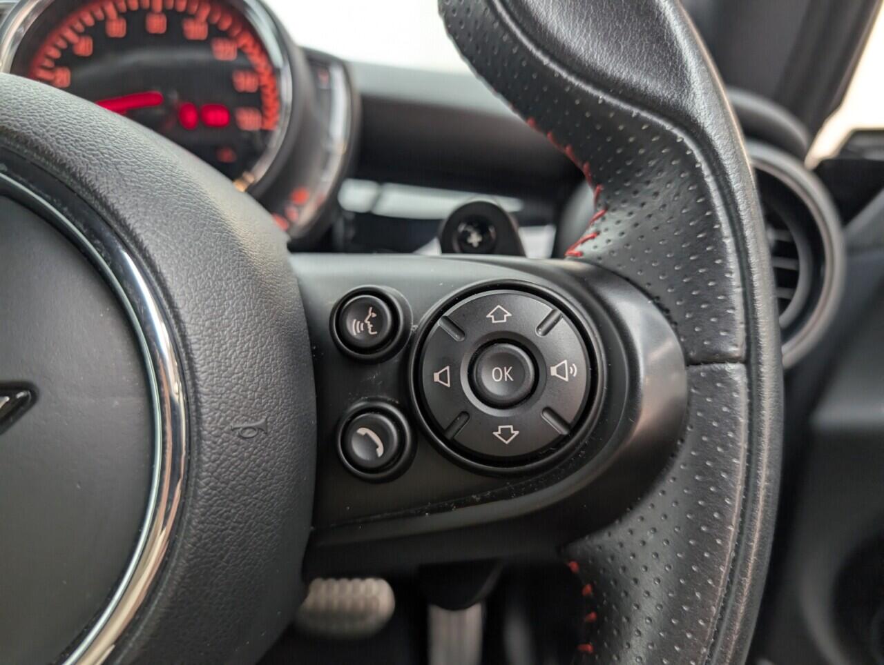 Used MINI Hatch 2020 for sale - 76423347: Photo 21