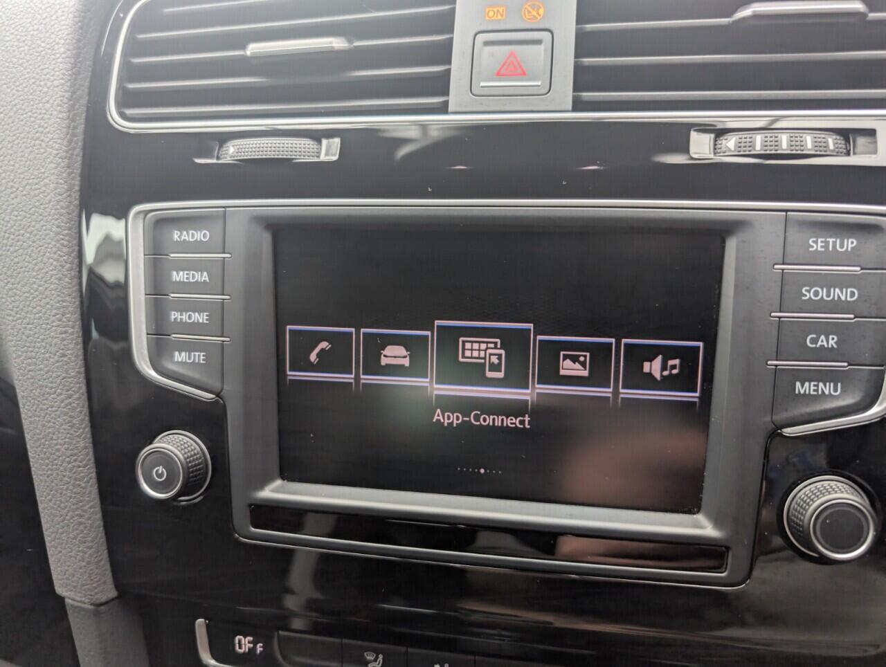 Used Volkswagen Golf 2015 for sale - 76422868: Photo 14