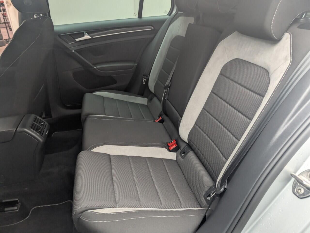 Used Volkswagen Golf 2015 for sale - 76422868: Photo 27