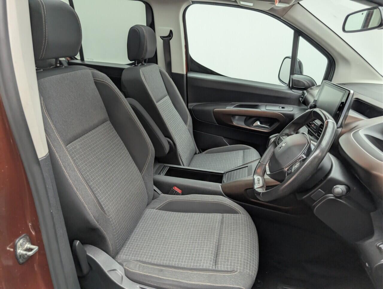 Used Peugeot Rifter 2019 for sale - 77091849: Photo 12