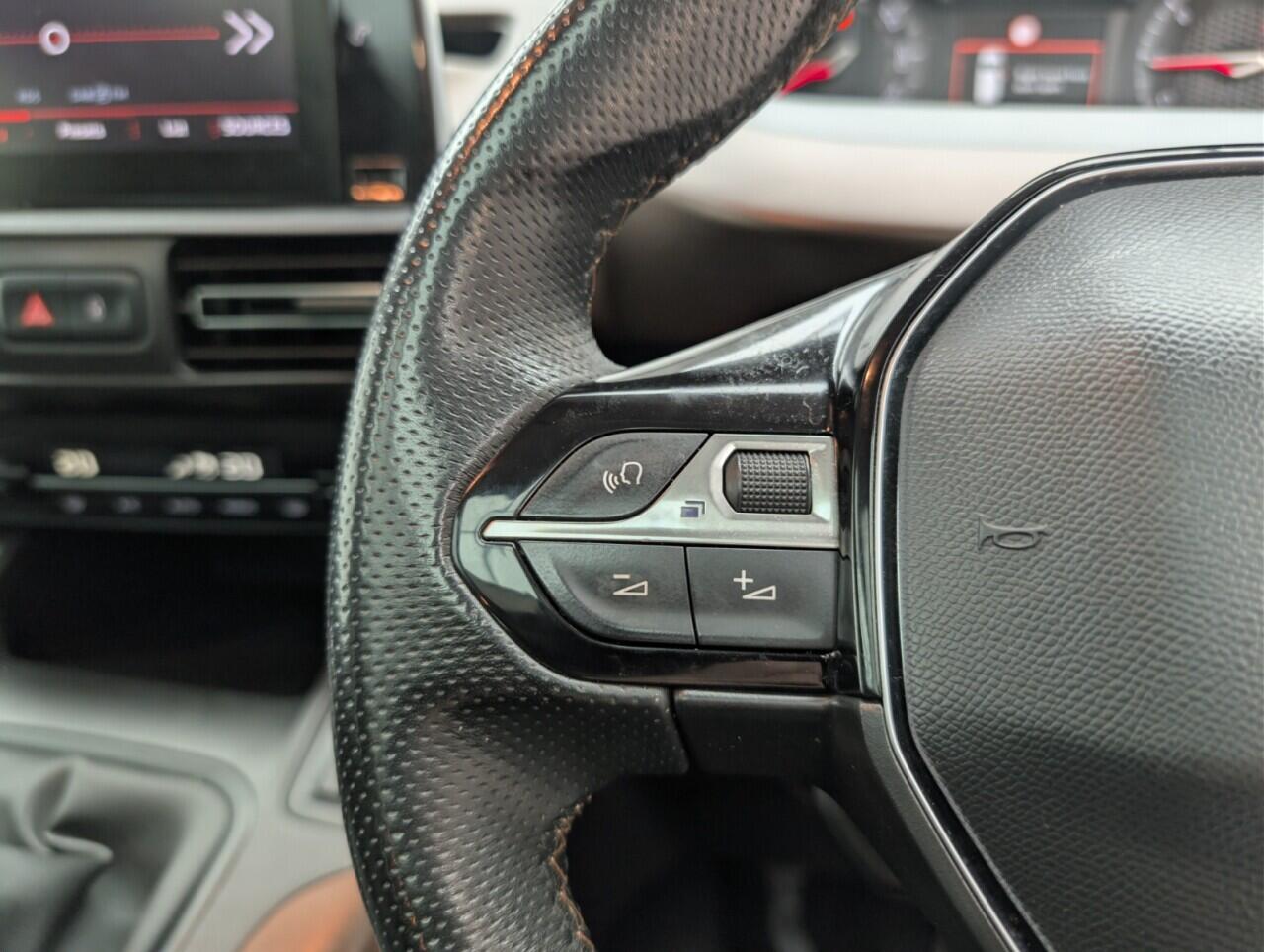 Used Peugeot Rifter 2019 for sale - 77091849: Photo 17