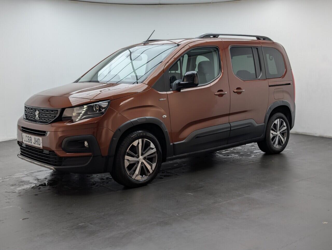 Used Peugeot Rifter 2019 for sale - 77091849: Photo 4