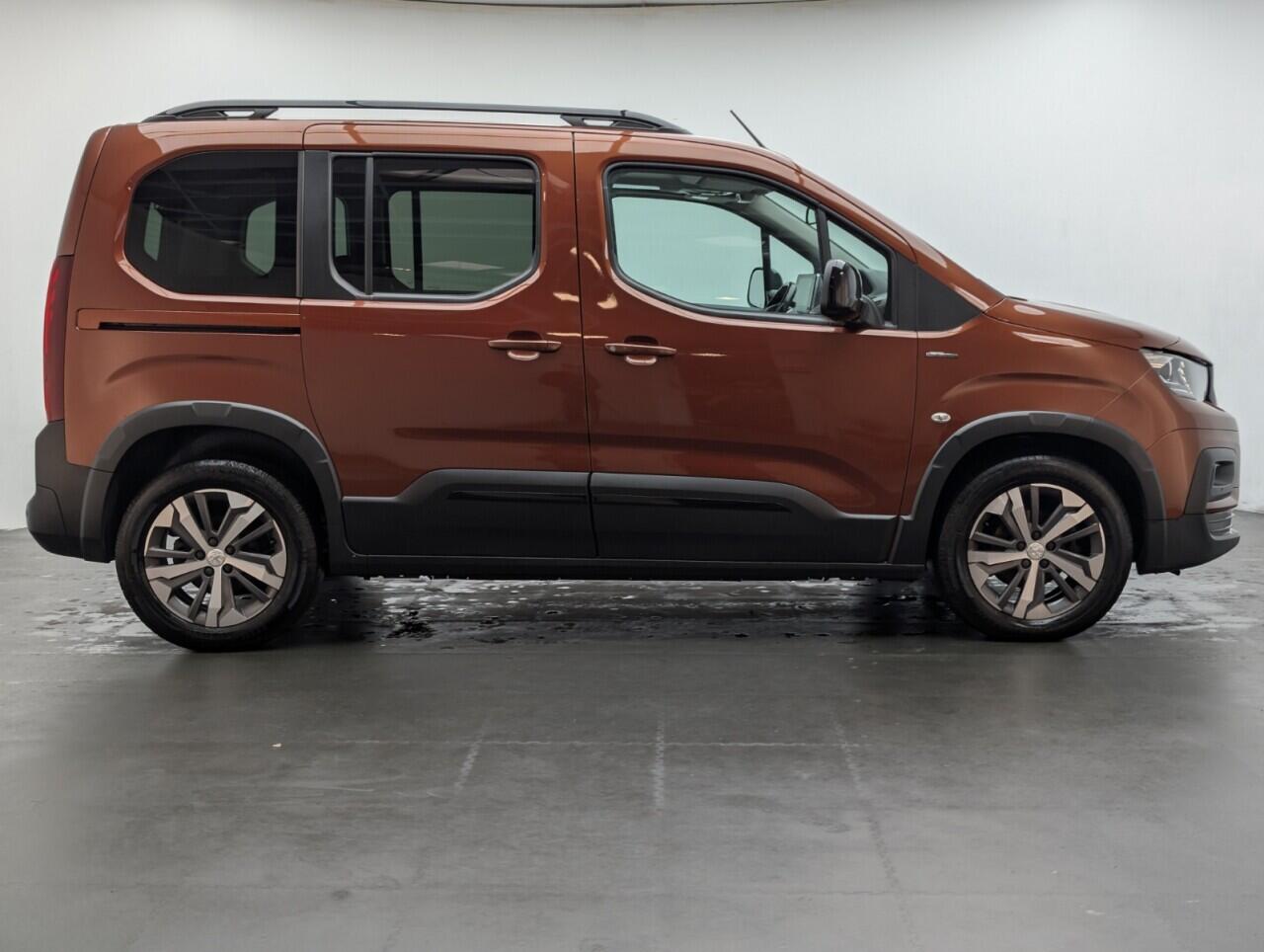 Used Peugeot Rifter 2019 for sale - 77091849: Photo 9