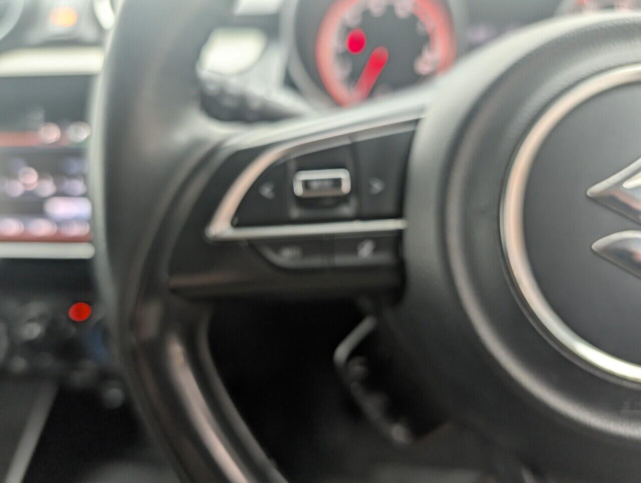 Used Suzuki Swift 2019 for sale - 76424949: Photo 20