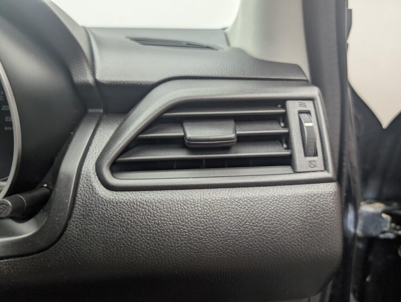 Used Suzuki Swift 2019 for sale - 76424949: Photo 21