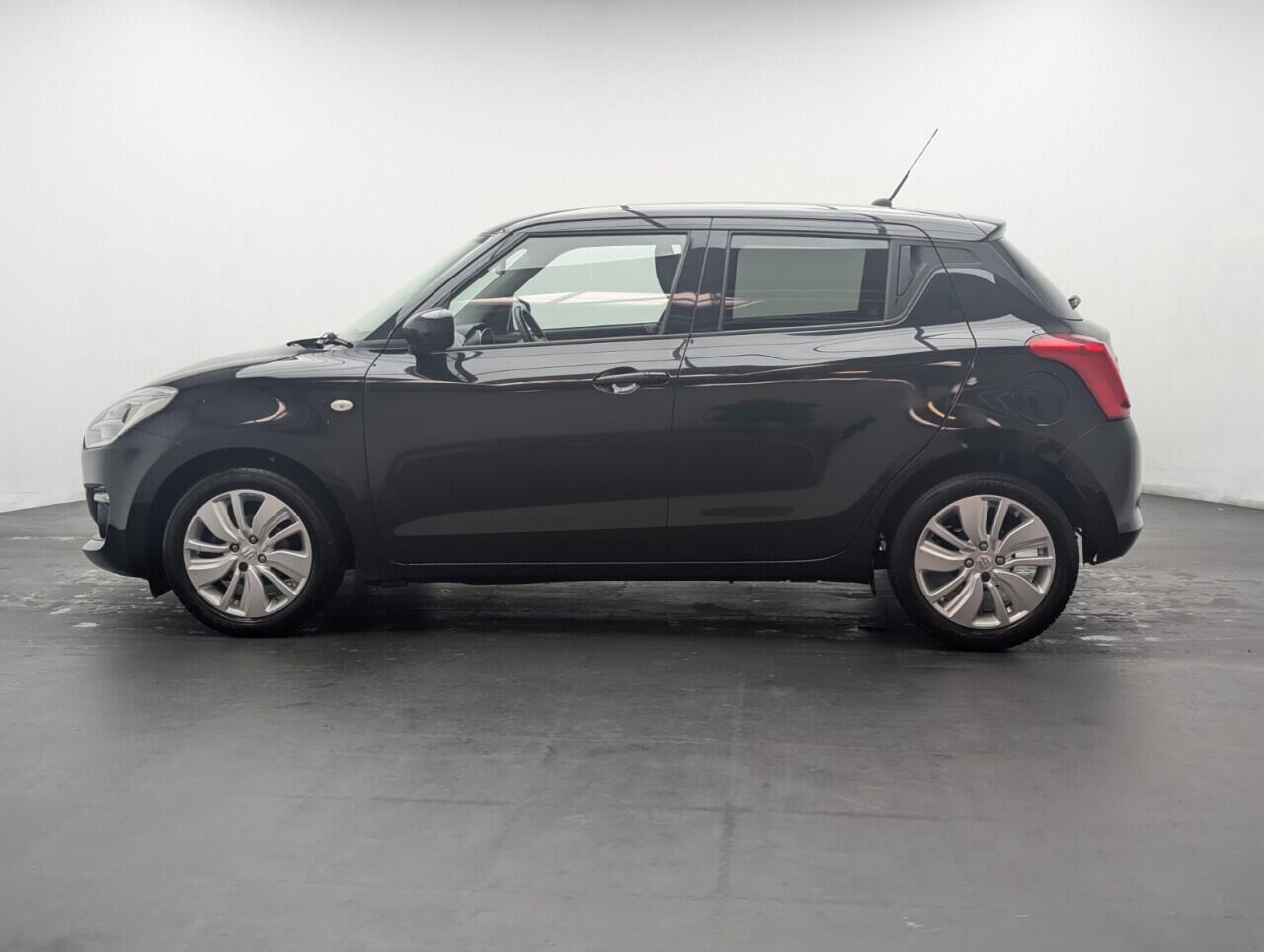 Used Suzuki Swift 2019 for sale - 76424949: Photo 5