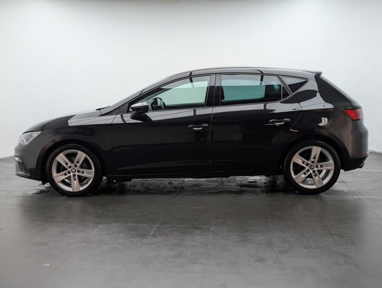 Used SEAT Leon 2019 for sale - 76765566: Photo 16