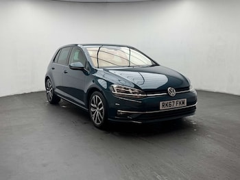 Used Volkswagen Golf 2017 for sale - 79009902: Photo