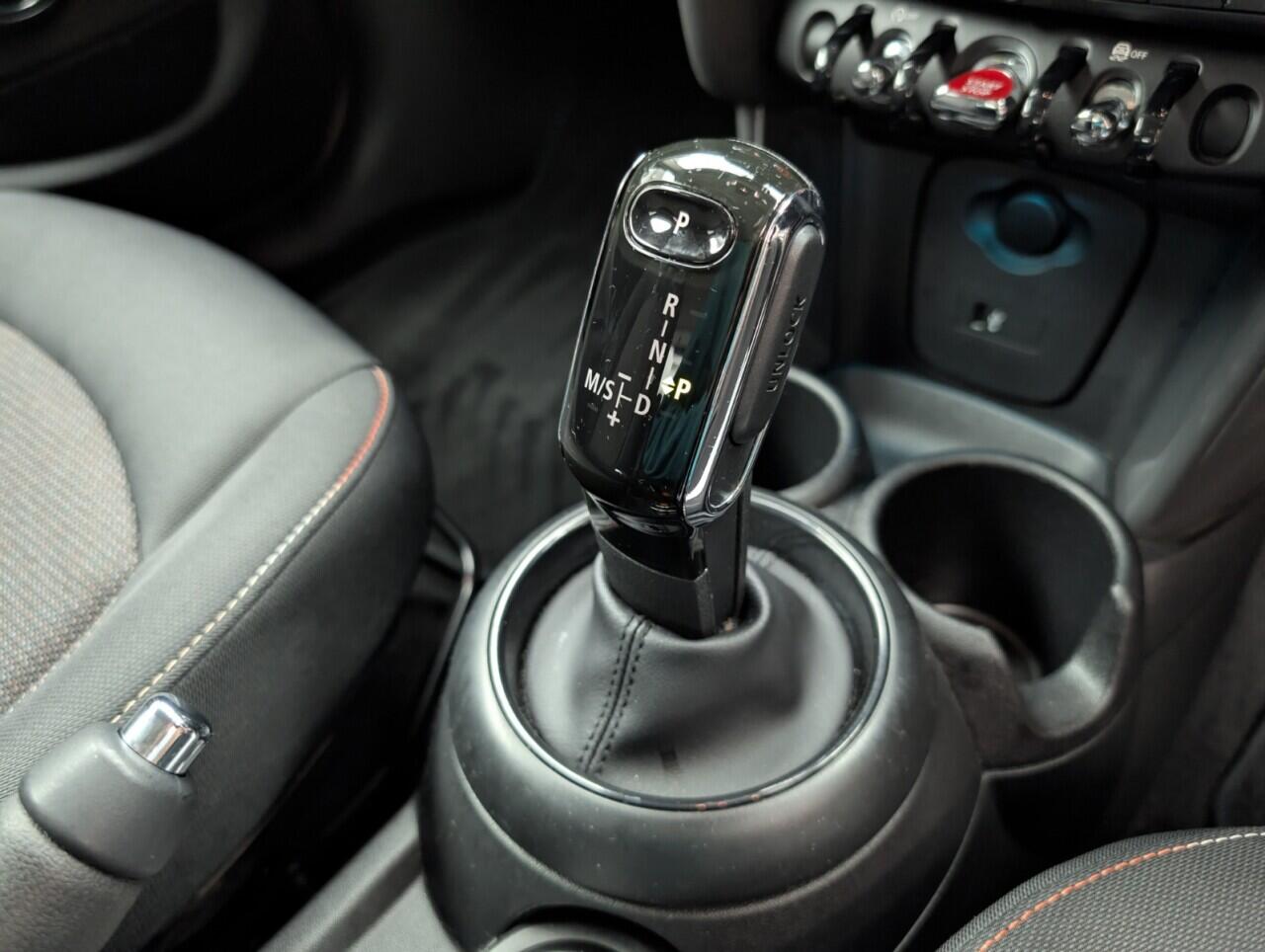 Used MINI Hatch 2018 for sale - 76425354: Photo 17