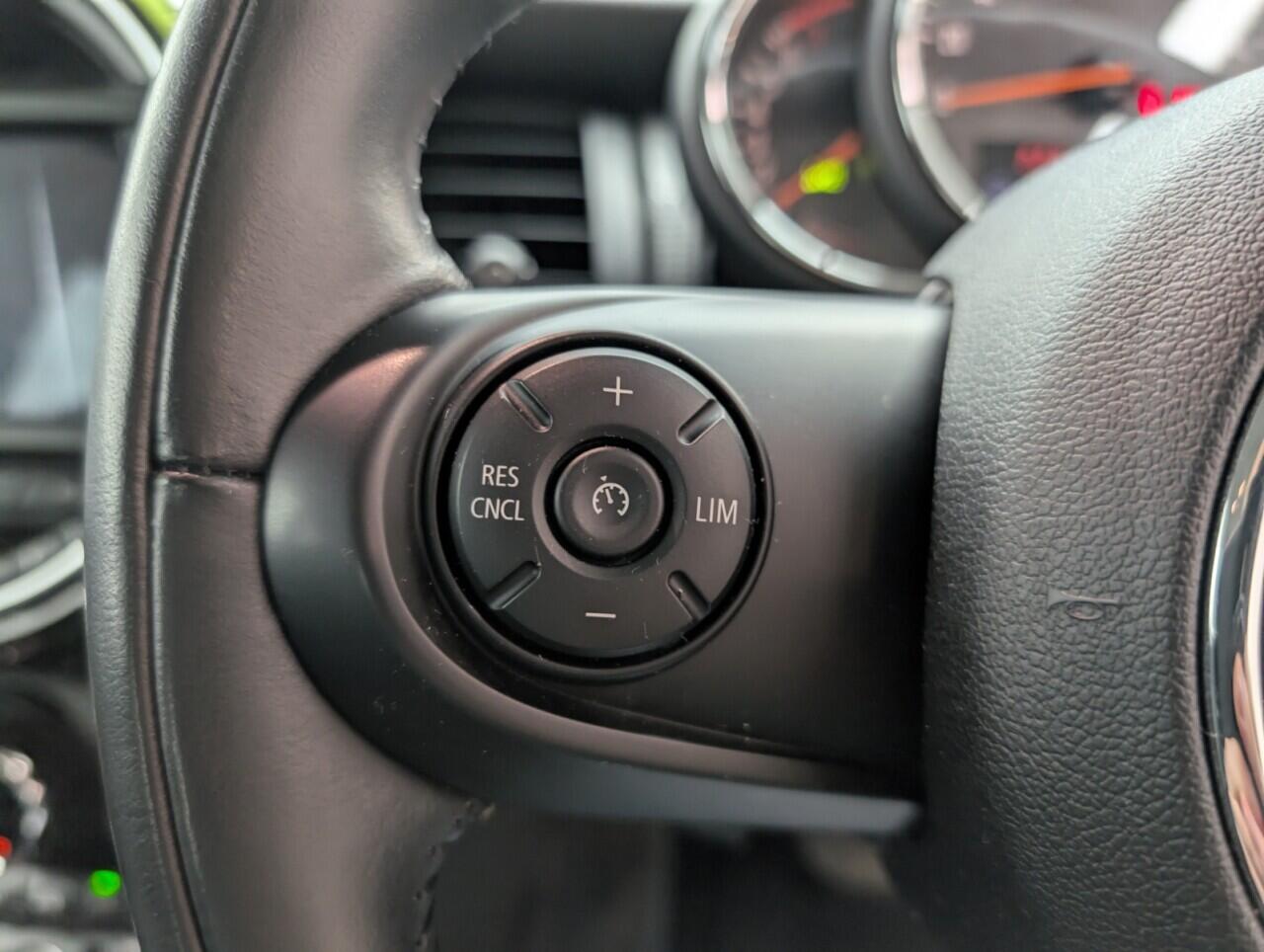 Used MINI Hatch 2018 for sale - 76425354: Photo 19