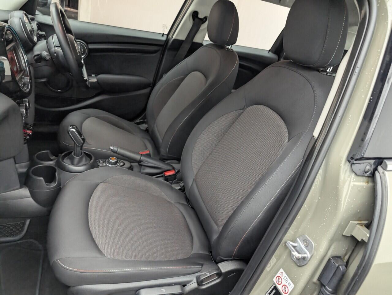 Used MINI Hatch 2018 for sale - 76425354: Photo 28