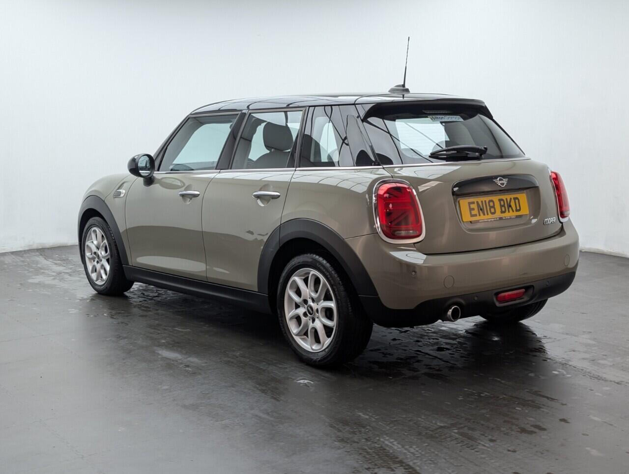 Used MINI Hatch 2018 for sale - 76425354: Photo 6