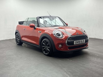 Used MINI Convertible 2019 for sale - 79264918: Photo